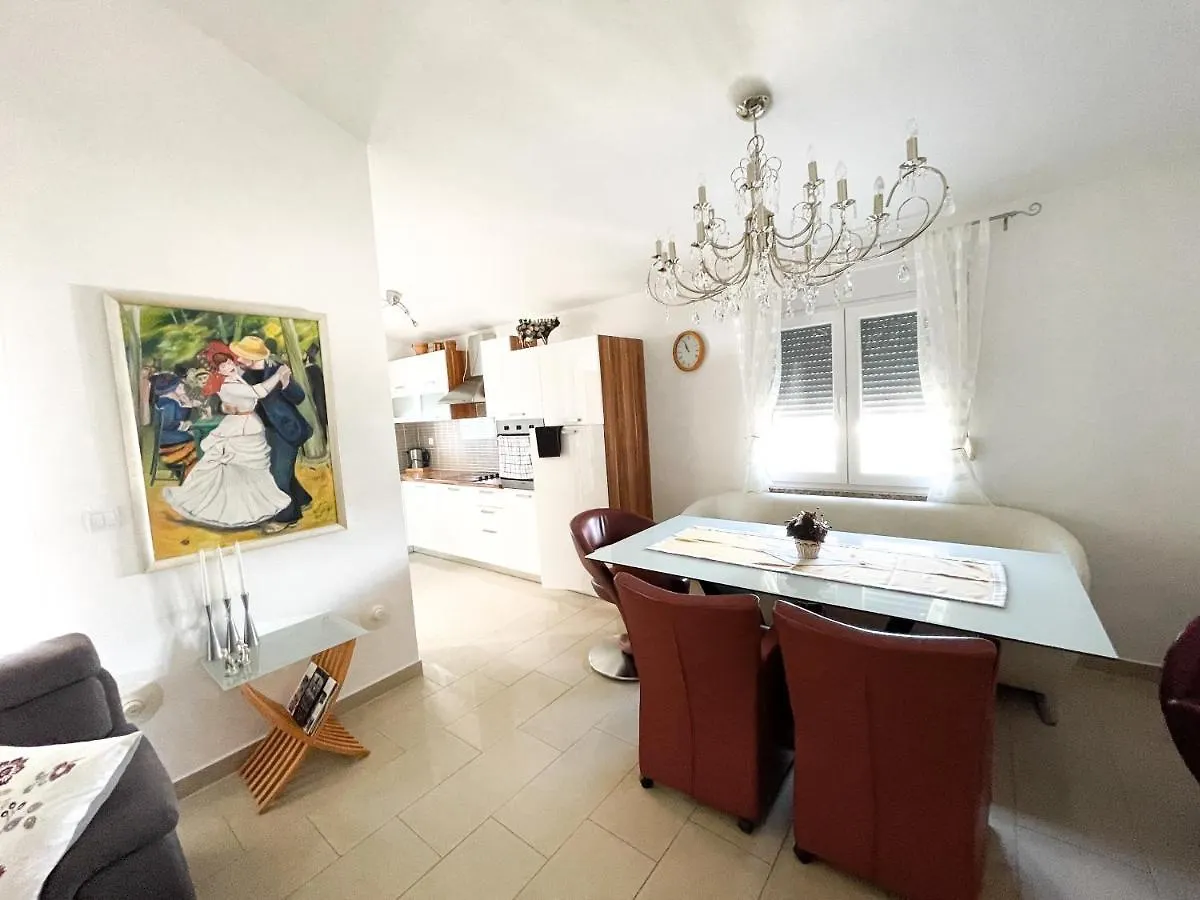 Apartment Marin Pakoštane
